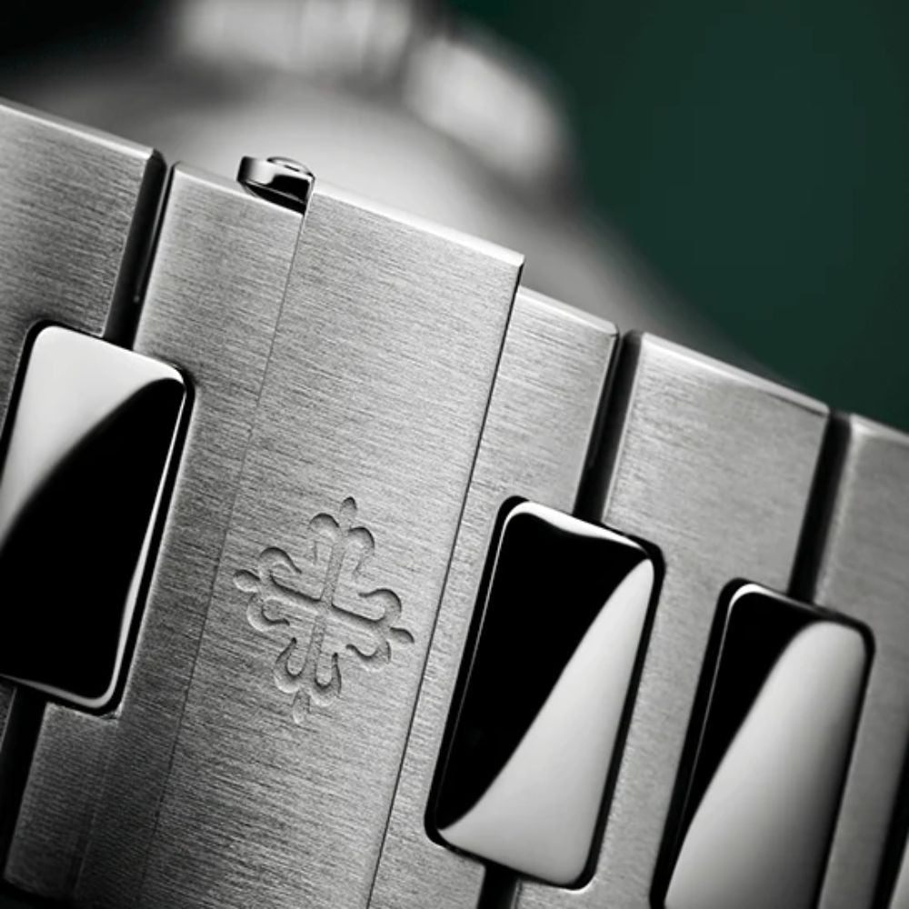 Patek Philippe Nautilus 5711/1A-014 “Olive Green”